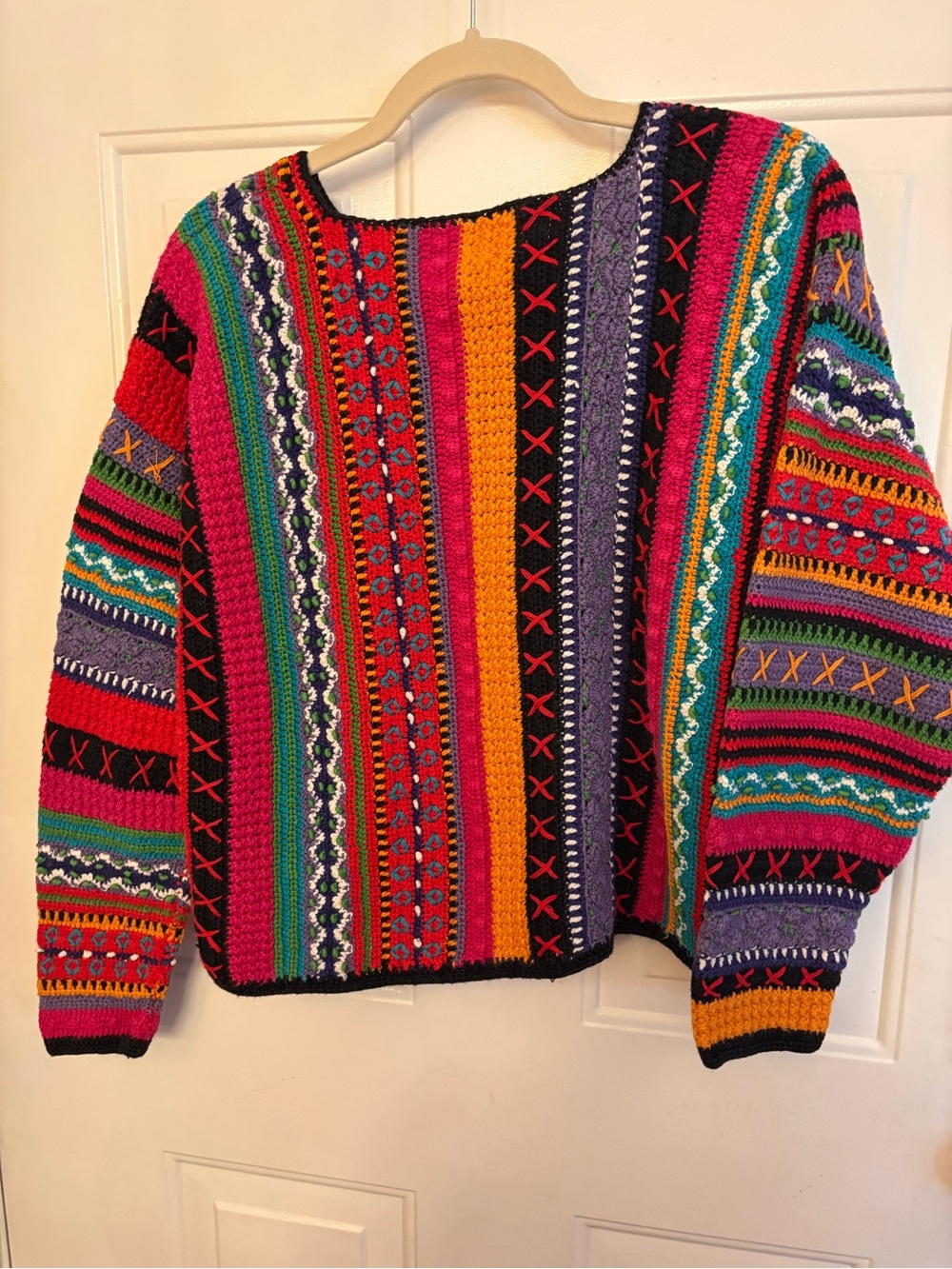 Vintage pristine Multicolor Patterned Women's Sweater - Bold Striped Knit XL - Picture 5 of 7